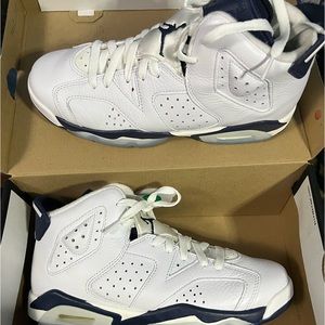 Jordan 6 Midnight Navy